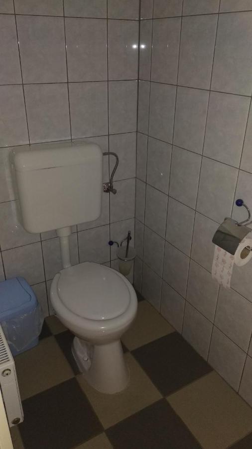 Novakporta Vendeghaz Apartment Lakhegy Bagian luar foto